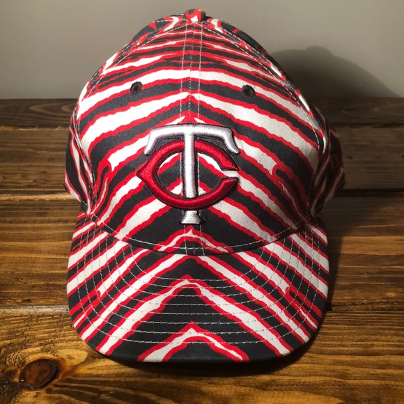 Minnesota Twins Zubaz Fitted Hat - Size 7 3/8 - Picture 1 of 7